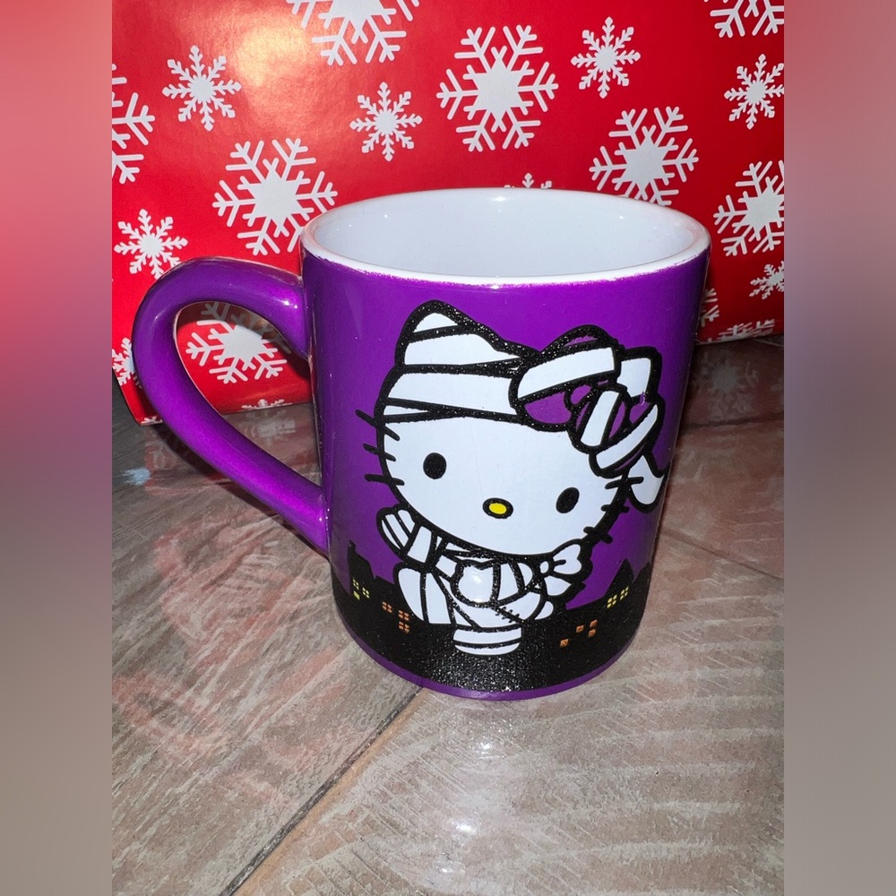 Hello kitty Halloween glitter mug